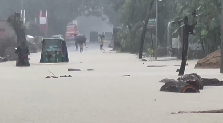 ৭২ ঘণ্টা তিন বিভাগে অতিভারি বর্ষণ, ভূমিধসের শঙ্কা