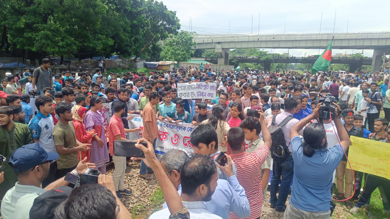 চট্টগ্রামে জড়ো হচ্ছে কোটাবিরোধী শিক্ষার্থীরা