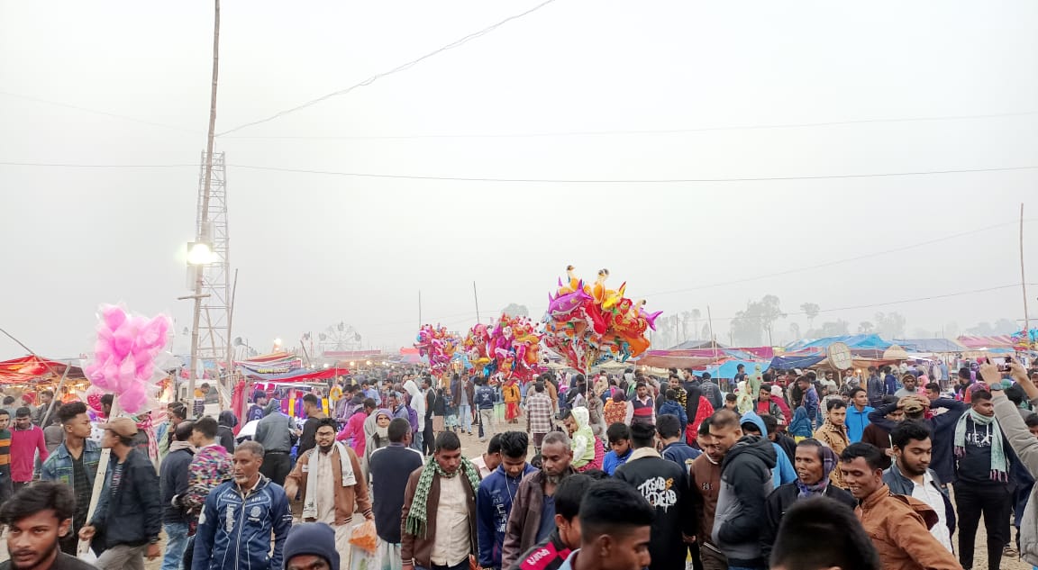 রাণীনগরে ঐতিহ্যবাহী “বয়লাগাড়ি” মেলা